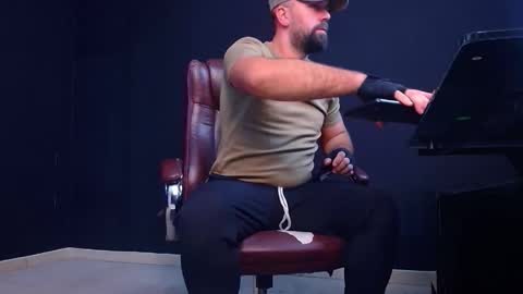 JackEthan online show from October 7, 5:00 am