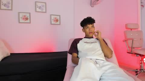 Jackk Russell  online show from March 10, 3:23 am