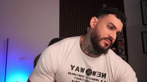 JC online show from February 3, 6:39 pm