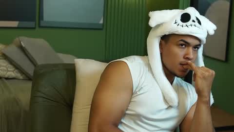 Jackson Bell online show from September 12, 2:11 am