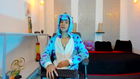 jacob_blackwell online show from November 5, 7:49 pm