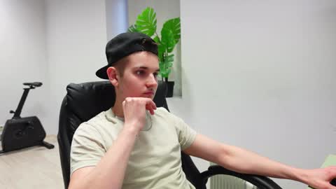 JACOB DEVON online show from April 8, 5:21 pm