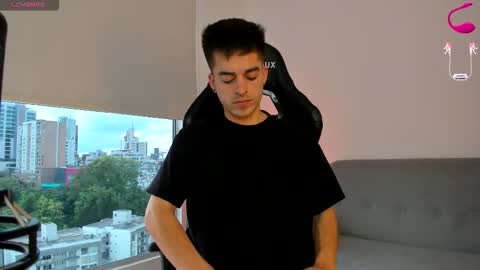 JACOB STONES online show from November 11, 8:47 pm