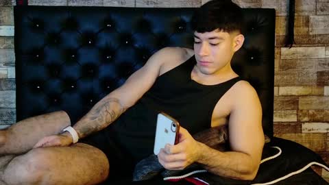 Jaden Feynman online show from December 6, 12:02 am