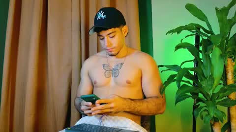 Jaden Feynman online show from February 17, 1:25 am