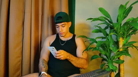 Jaden Feynman online show from February 6, 12:33 am