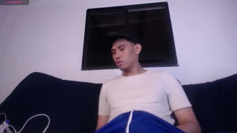 JAISON HALLS online show from November 7, 8:17 am