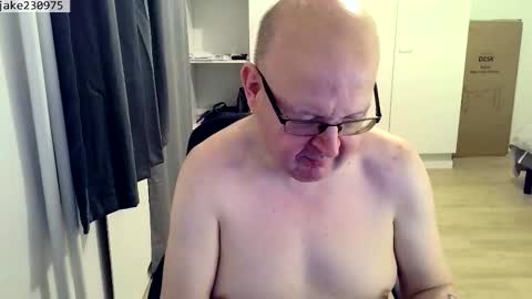 Jake2309 online show from March 10, 8:04 pm