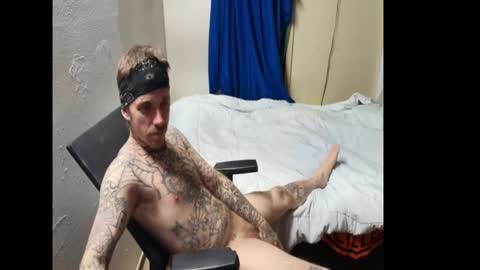 showingitoff online show from January 16, 7:11 am