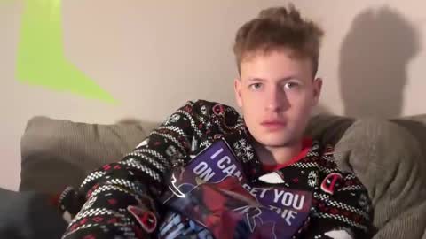 Snapshot of jake_jackson1 chatting on December 3, 11:24 pm jake_jackson1 online show from December 3, 11:24 pm