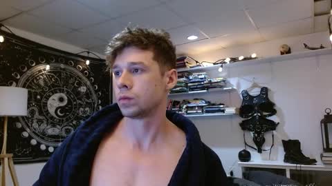 Jake online show from March 4, 3:35 am