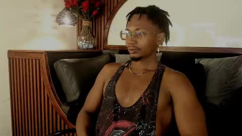   online show from April 15, 7:58 pm