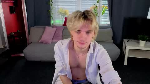 JameMiller online show from March 4, 7:26 am