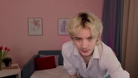 JameMiller online show from February 19, 7:27 am