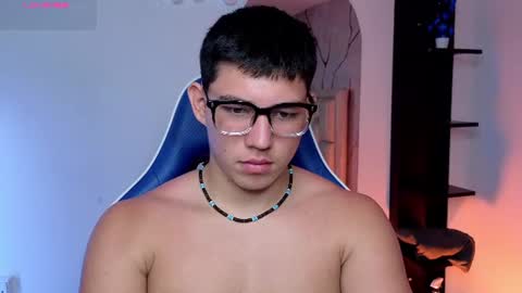 james_cr online show from July 21, 12:40 pm