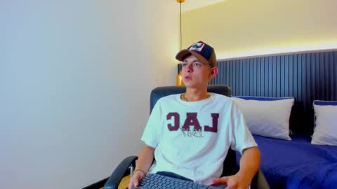 JAMES online show from January 15, 2:15 am