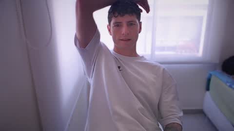 jamesss____ online show from January 13, 3:47 pm