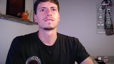 jamesss____ online show from October 11, 3:43 am