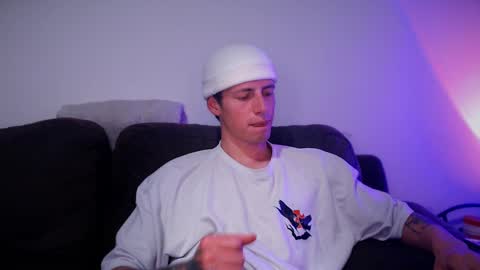 jamesss____ online show from March 8, 3:37 am