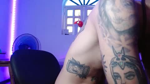 Jammes. online show from October 8, 7:07 pm