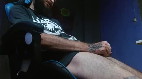 Jammes. online show from December 18, 12:10 am