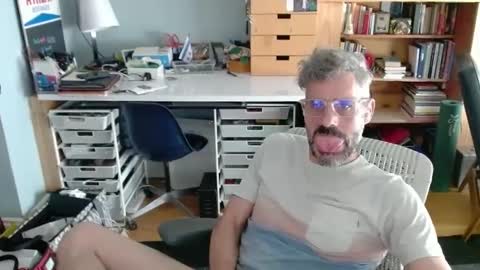 Snapshot of jareth_returns chatting on September 21, 7:14 pm jareth_returns online show from September 21, 7:14 pm