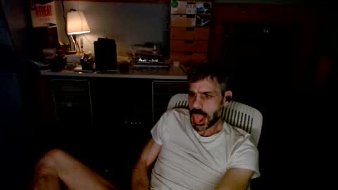 Snapshot of jareth_returns chatting on February 25, 5:52 am jareth_returns online show from February 25, 5:52 am