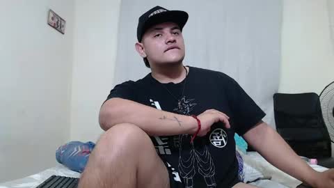 jason_boy_ online show from May 30, 6:46 am