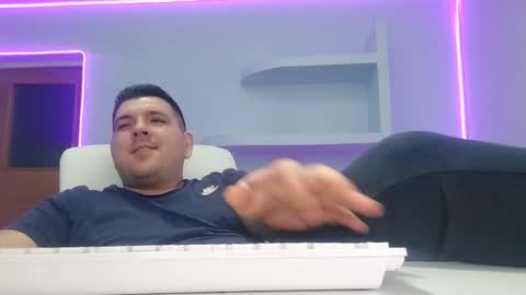 Snapshot of jasonjacks8 chatting on October 12, 5:56 am JasonJacks online show from October 12, 5:56 am