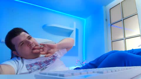 JasonJacks online show from February 8, 9:26 am