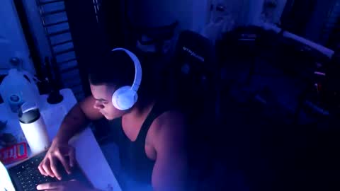 javiSdick online show from November 4, 2:45 am