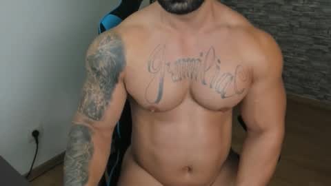 JaxonHunk online show from October 24, 7:59 pm