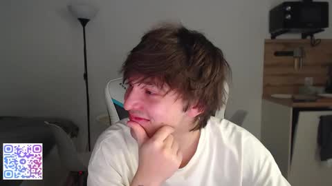 Snapshot of jayce_icestone chatting on October 8, 9:52 pm Jayce online show from October 8, 9:52 pm