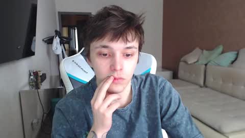 Snapshot of jayce_icestone chatting on March 2, 9:21 am Jayce online show from March 2, 9:21 am
