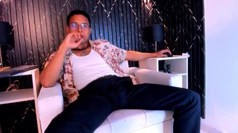 Jayden Morris online show from December 3, 11:16 am