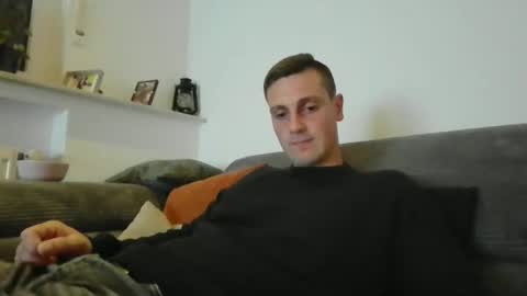 jayfex97 online show from September 22, 8:19 pm