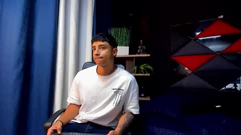 jaze_bradley online show from November 18, 11:25 am