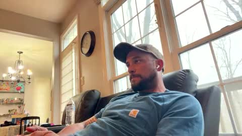 jbills910910 online show from April 10, 11:56 pm