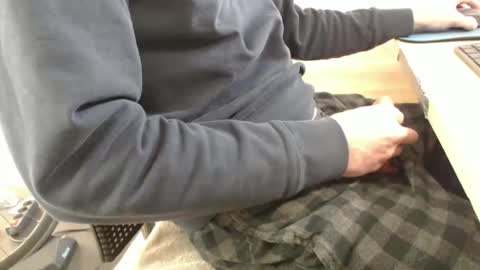 jc200000 online show from April 6, 5:03 pm