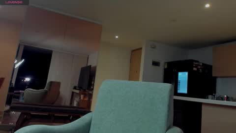 Snapshot of jean_allenx chatting on October 19, 1:21 am jean_allenx online show from October 19, 1:21 am