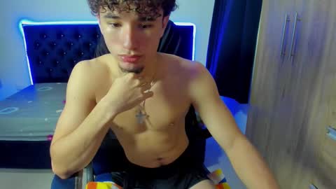 jean_burns online show from January 14, 8:34 pm