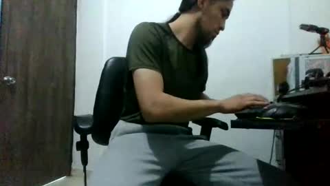 Jeff12012 online show from November 17, 9:07 pm