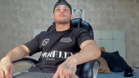 Snapshot of jeicob_gagnon chatting on September 10, 10:41 pm jeicob gagnon online show from September 10, 10:41 pm