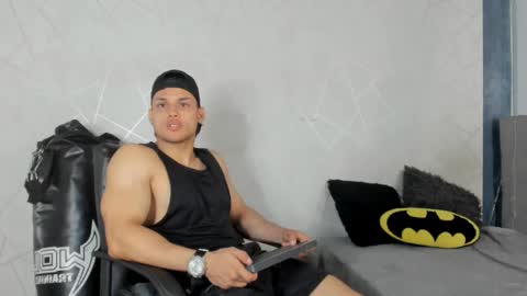 Snapshot of jeicob_gagnon chatting on December 17, 8:10 pm jeicob gagnon online show from December 17, 8:10 pm