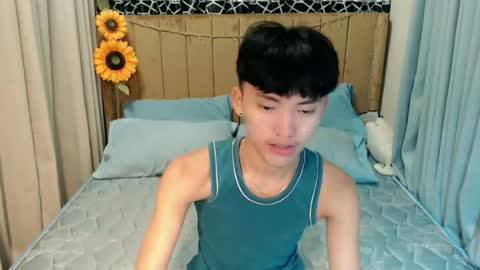 jemart_urnaughtboy online show from July 13, 11:45 am