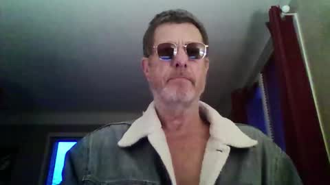 jerflor online show from February 13, 5:07 pm