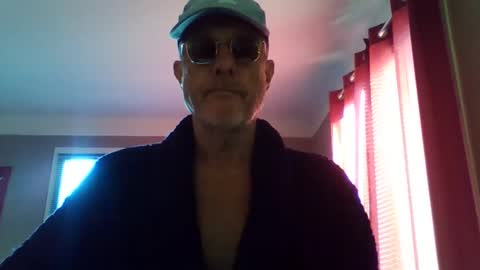 jerflor online show from November 26, 1:25 pm