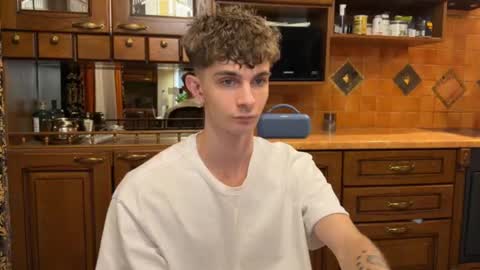 Jerry  online show from January 18, 8:22 pm