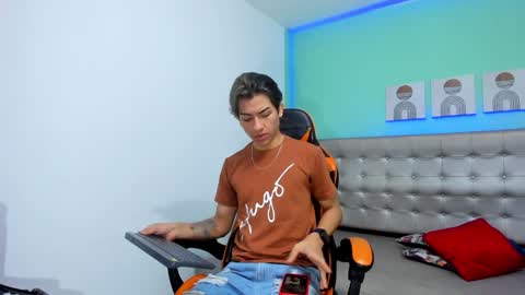 Jessy Mateus online show from January 4, 12:16 pm