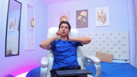 Jessy Mateus online show from December 26, 12:05 pm